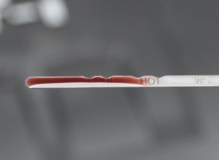 transmission fluid on dipstick showing correct levels